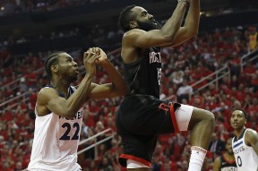 开云登录入口 -NBA季后赛今夜走向成谜；费城76人复出首秀；话题不断；身体对抗强度拉满的简单介绍